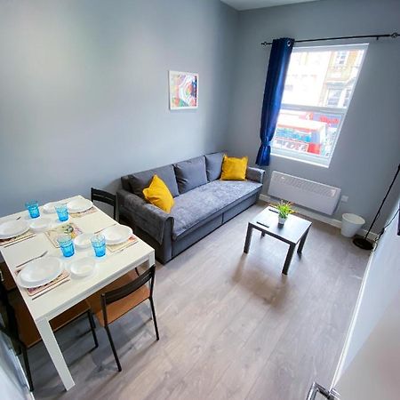 Stylish 1 Bedroom Flat In Wood Green Лондон Экстерьер фото