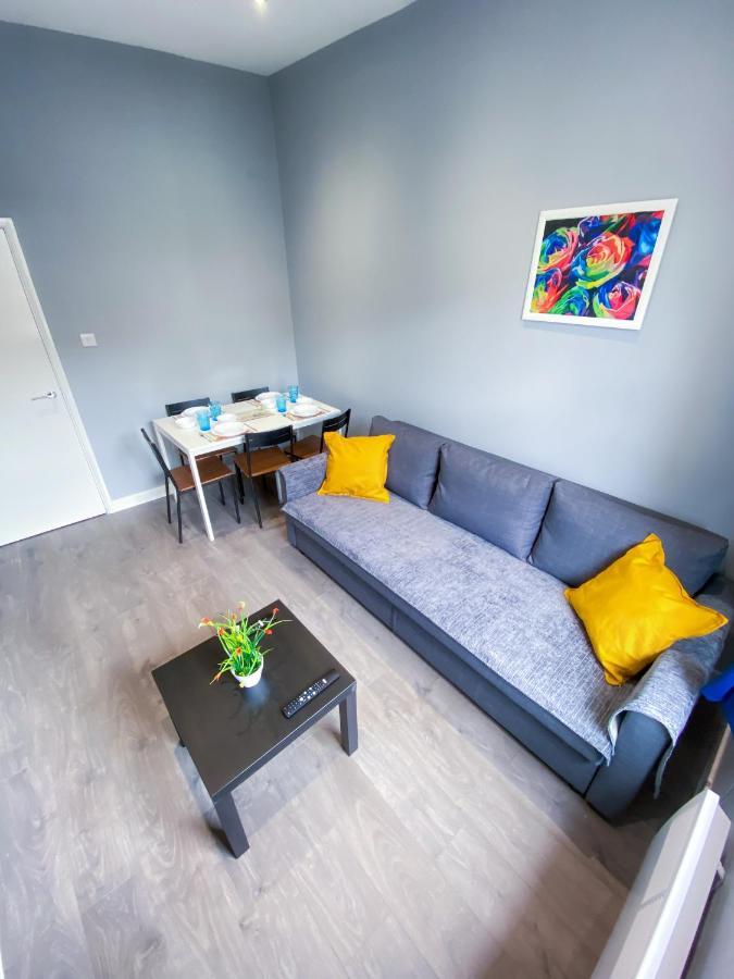 Stylish 1 Bedroom Flat In Wood Green Лондон Экстерьер фото