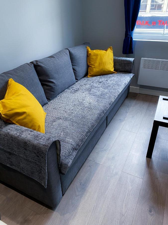 Stylish 1 Bedroom Flat In Wood Green Лондон Экстерьер фото